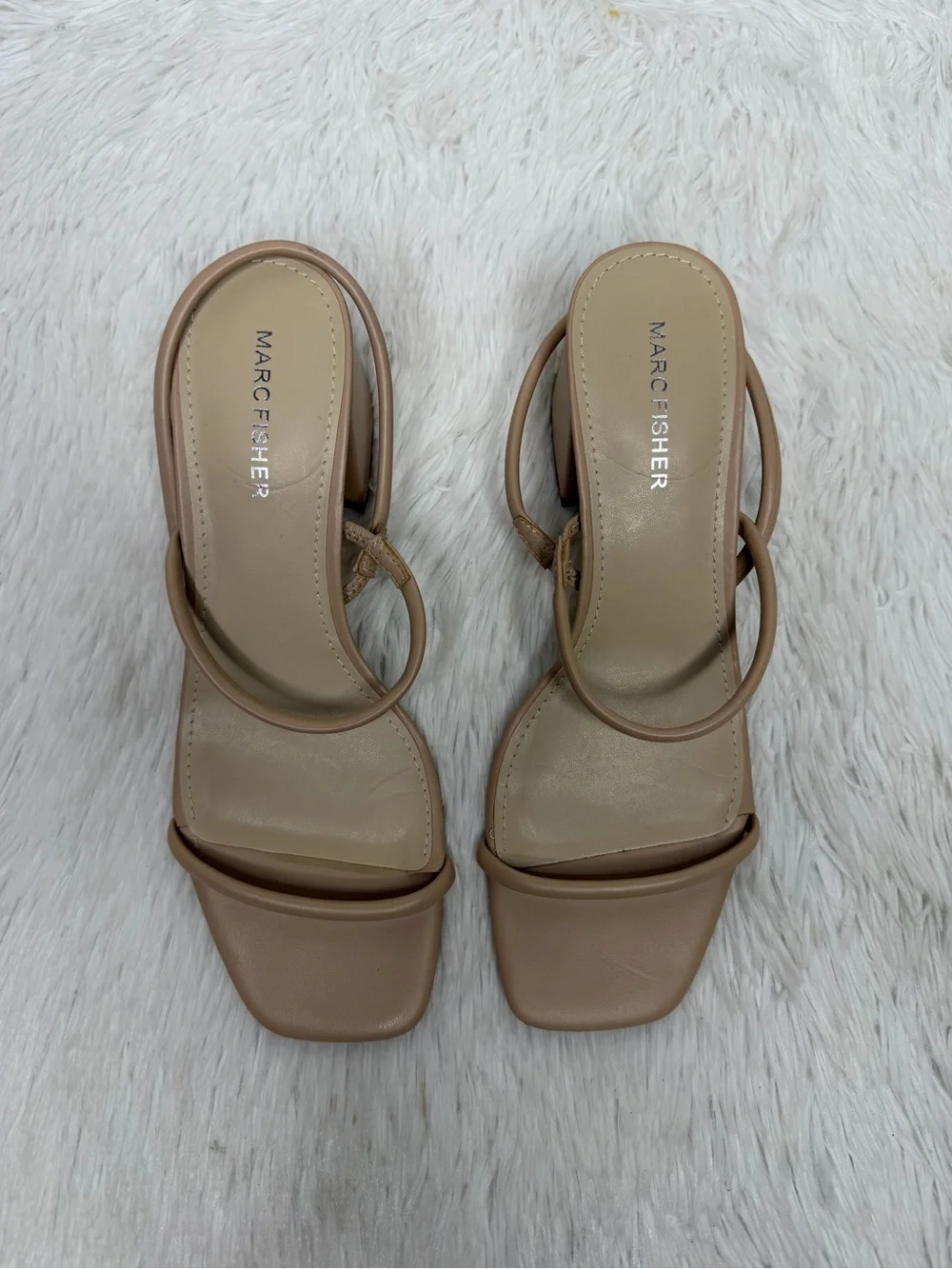 MARC FISHER / Galvin tan nude beige strappy block heeled sandals / 7.5